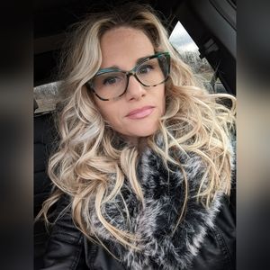 Meet your Posher, Robin